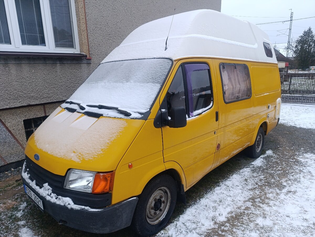 Ford Transit obytné autom - 2