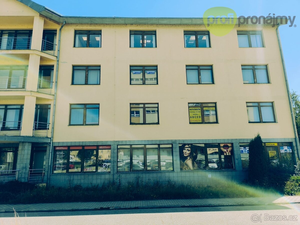 Pronájem kanceláře 58 m² - 2