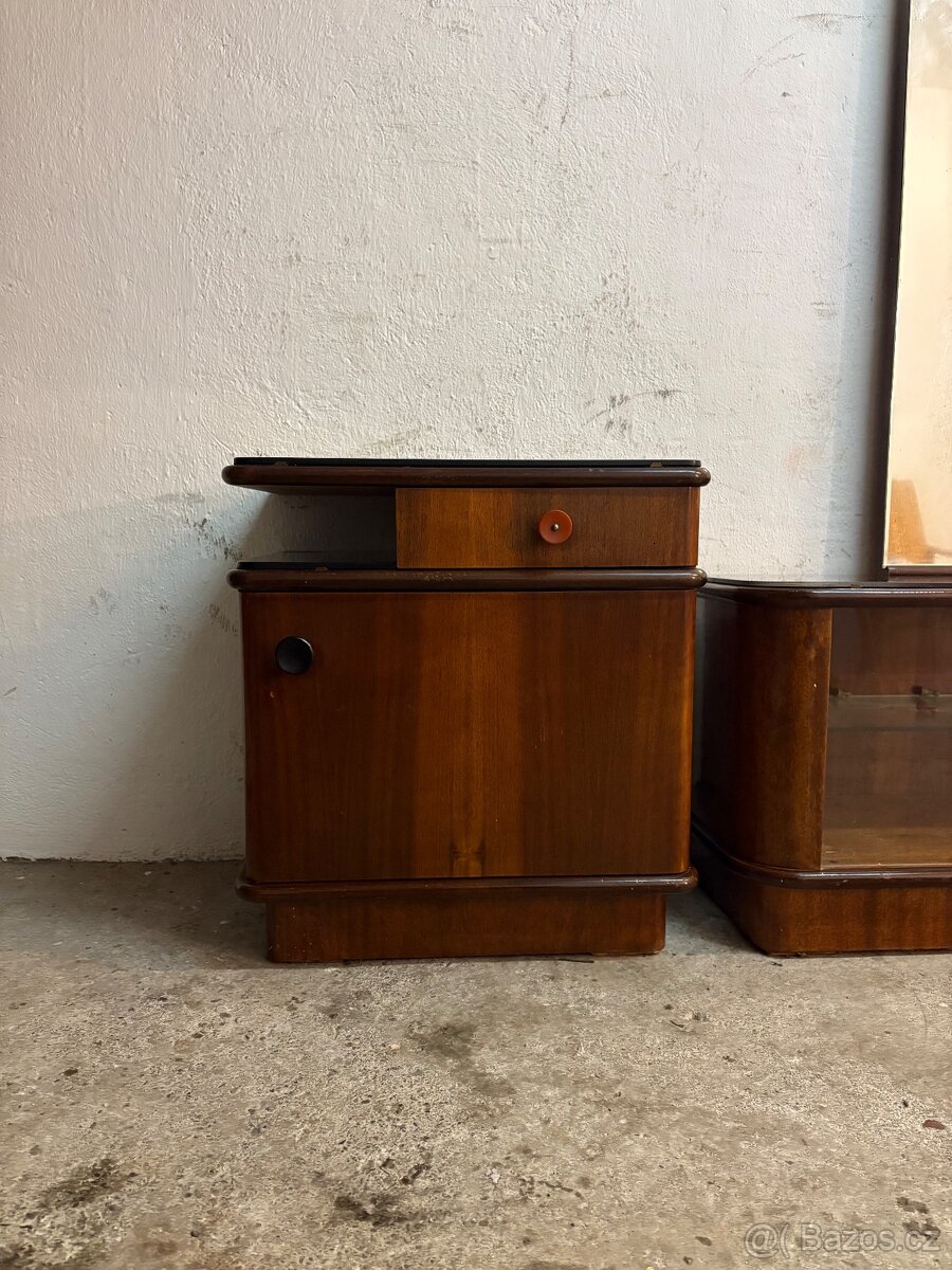 Noční stolky toaletka - 2