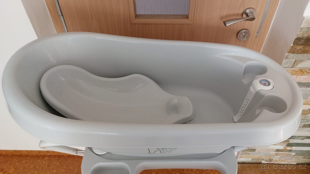 Termovanička + lehátko + stojan + teploměr + hadice - 2