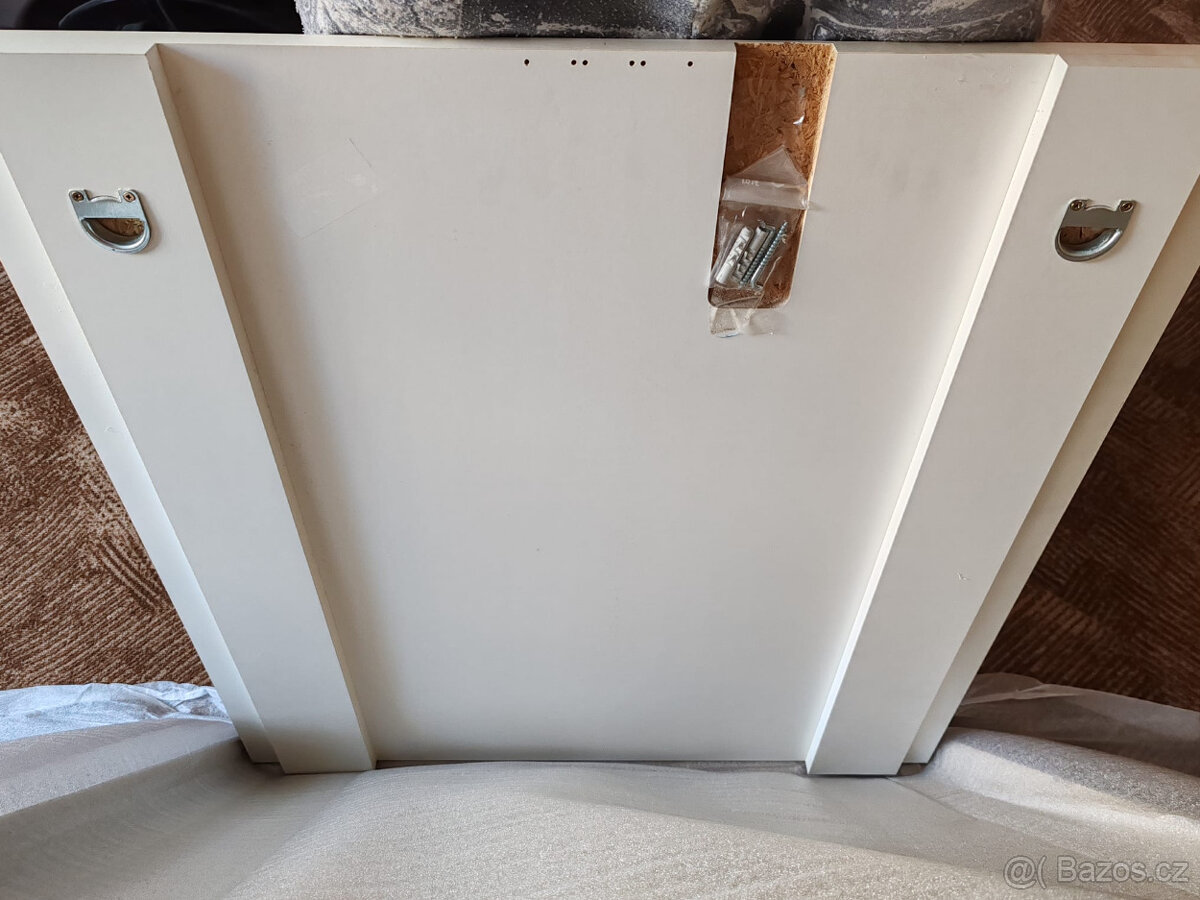 Nástěnné zrcadlo - 2