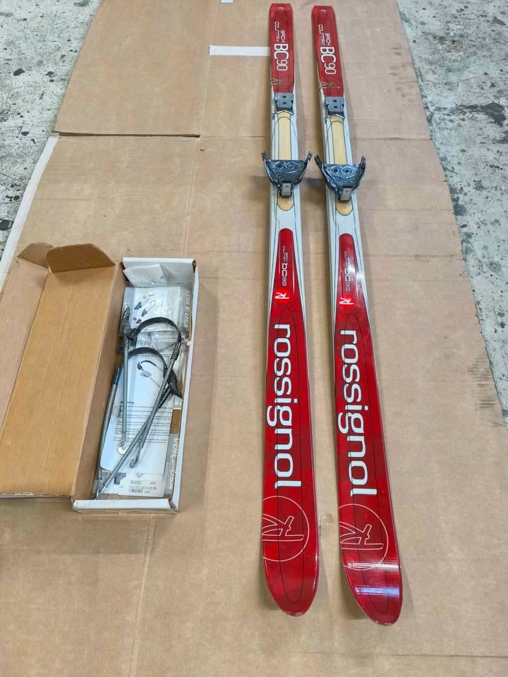 Běžky Rossignol BC 90 positrack set. - 2