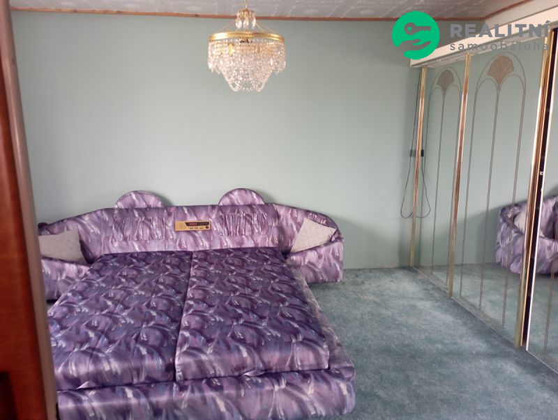 Spolubydlení v RD u Kladna - 2