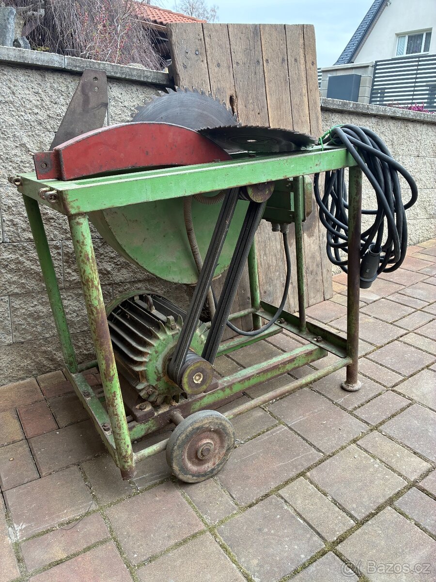 Cirkulárka stolová - 2