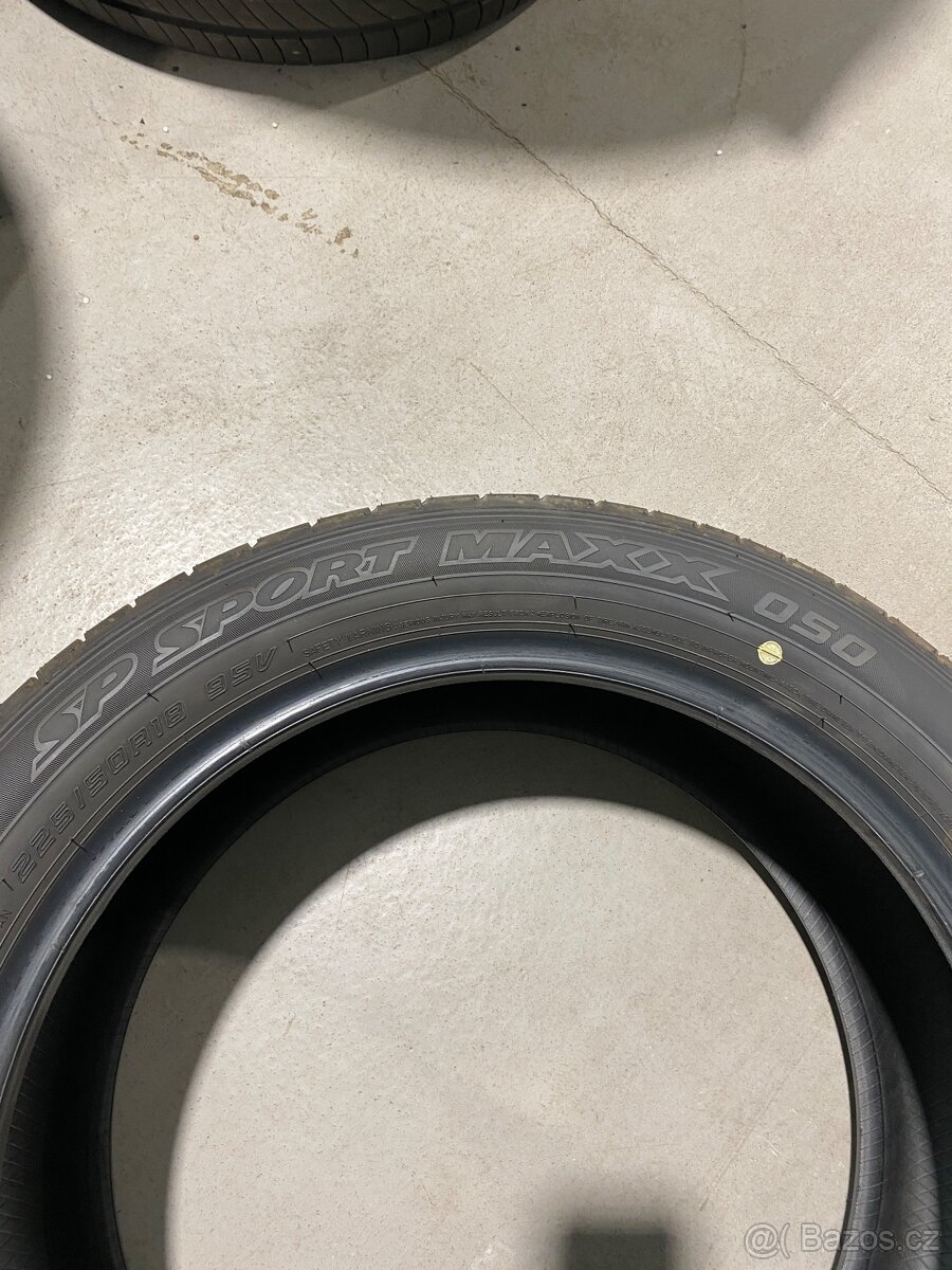 Letní pneu Dunlop 225/50/18 - 2