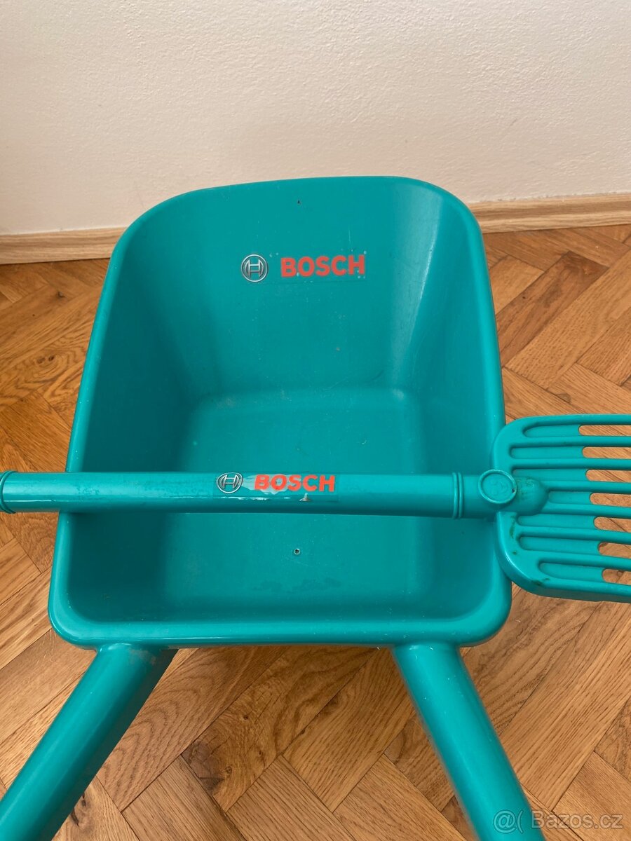 kolečko Bosch s vidlemi - 2