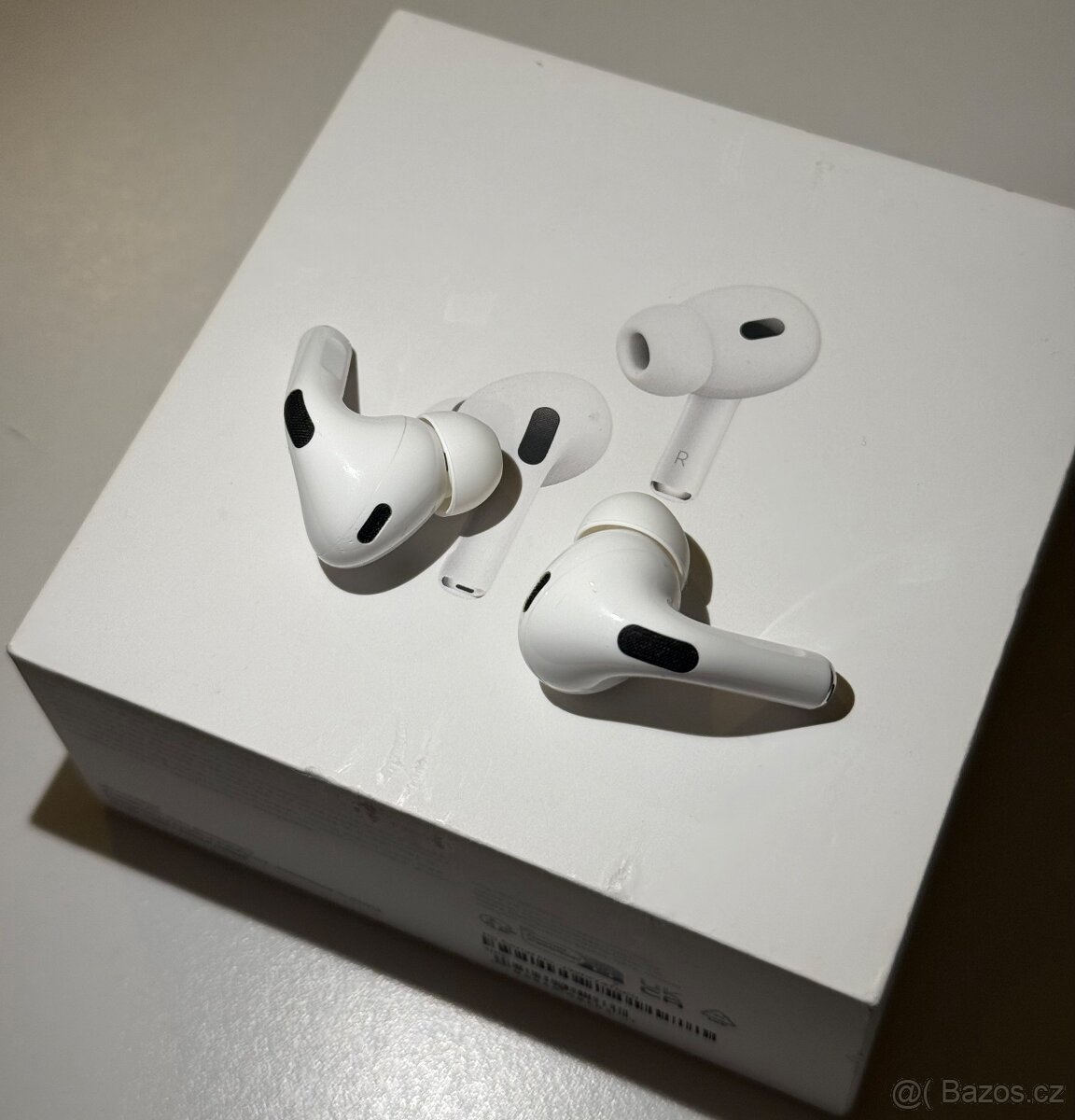 Apple AirPods 2 pro MagSafe USB-C - 2