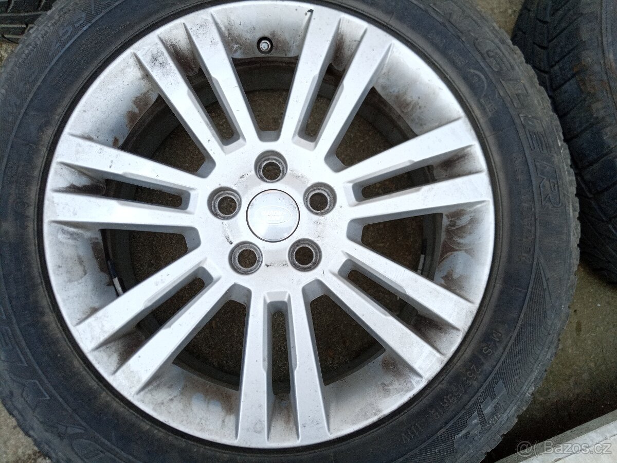 LAND ROVER ORIGINÁL KOLA 255/55 R19 GOODYEAR WRANGLER 6mm