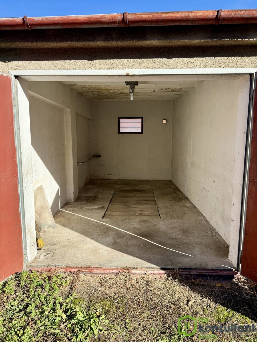 Prodej garáže 18 m², Brno - Starý Lískovec, ev.č. 00907 - 2