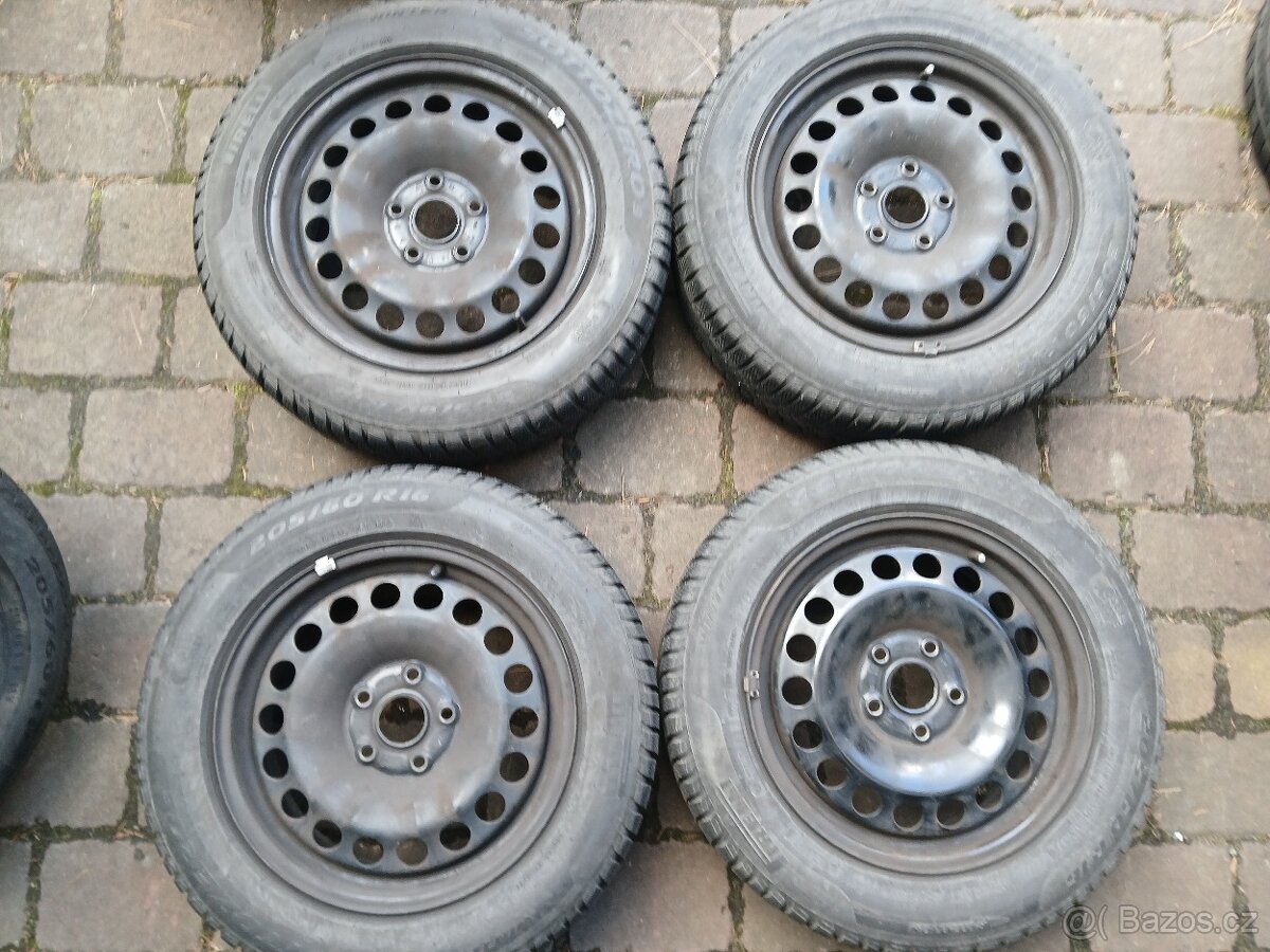 Plechová kola,sada,5x112,ET48,PIRELLI,205/60 R16,2x8,5/2x7mm - 2