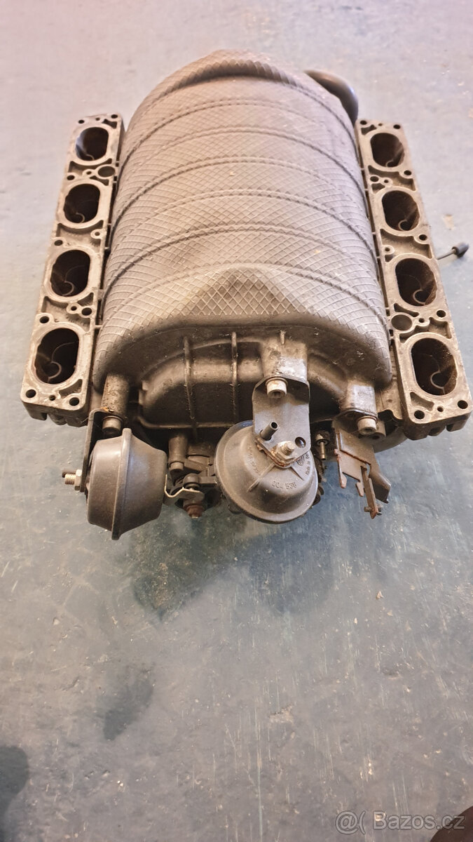 Sání motoru 4,2 V8 VW Phaeton - 2