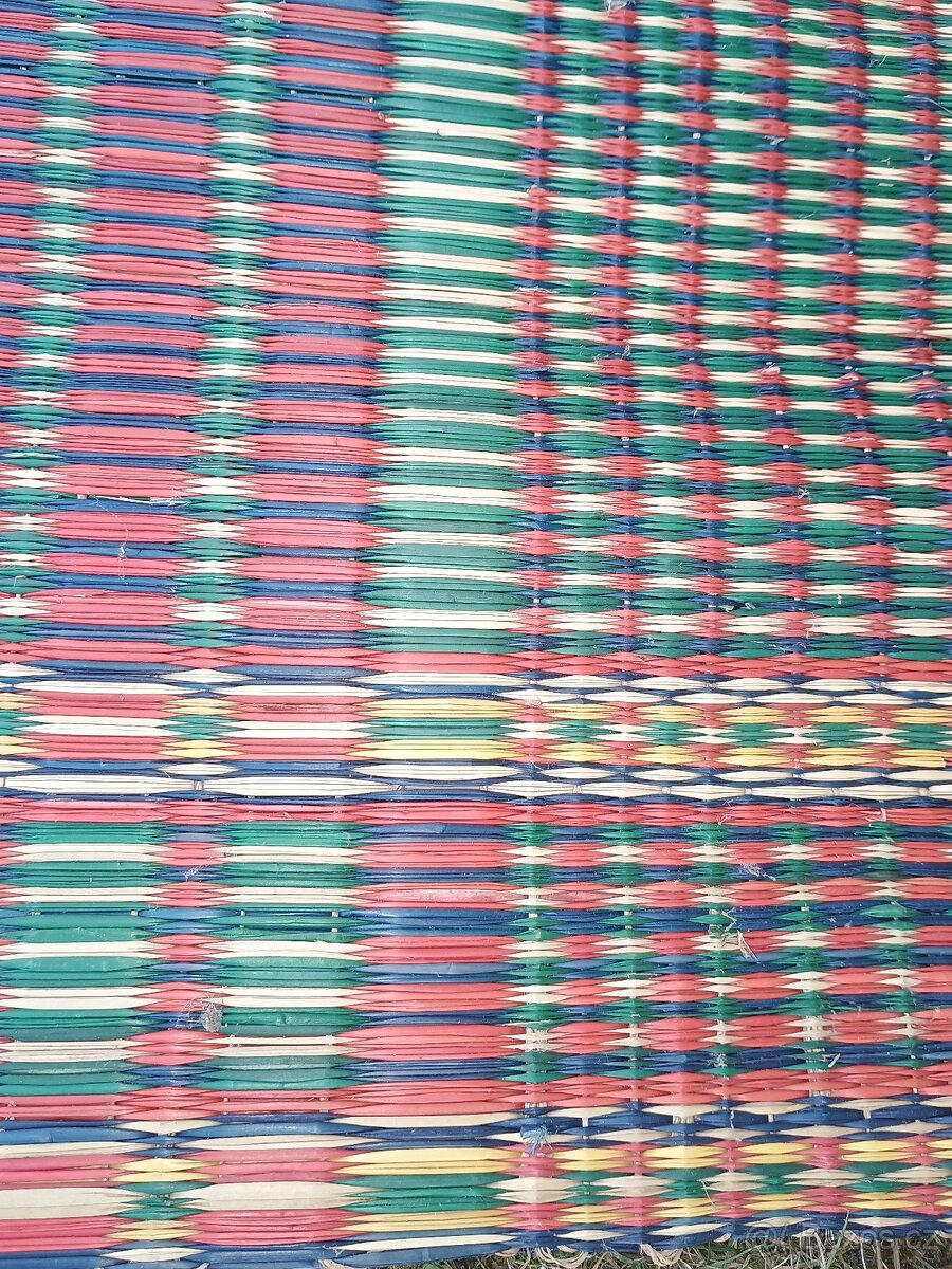 Retro tkaný koberec - 2