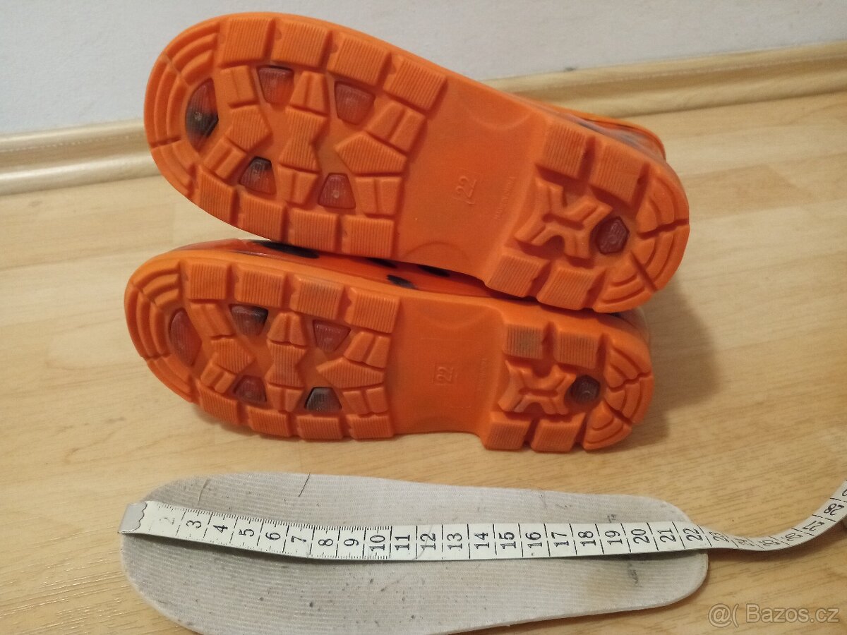 Holinky, vel.35, stélka 22cm - 2