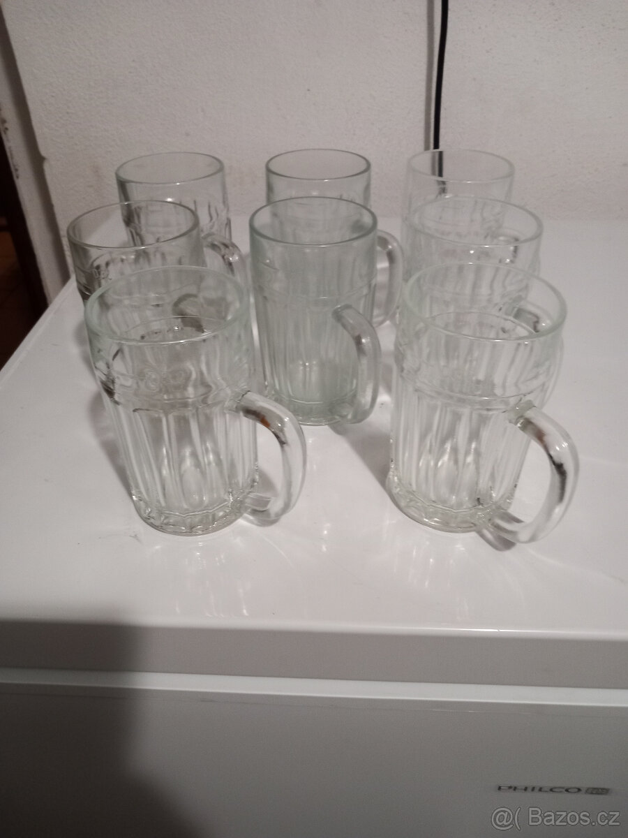 Prodám retro pivní třetinky. - 2