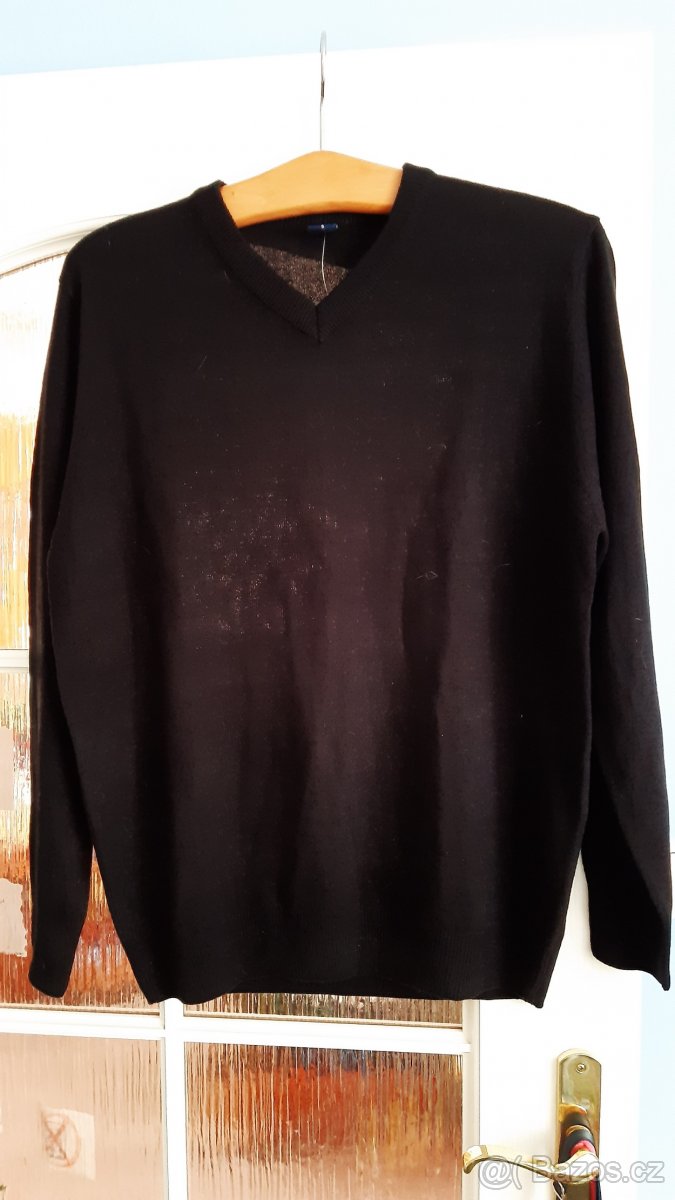 N.O.V.Ý. Pánský / chlapecký černý svetr S - 2