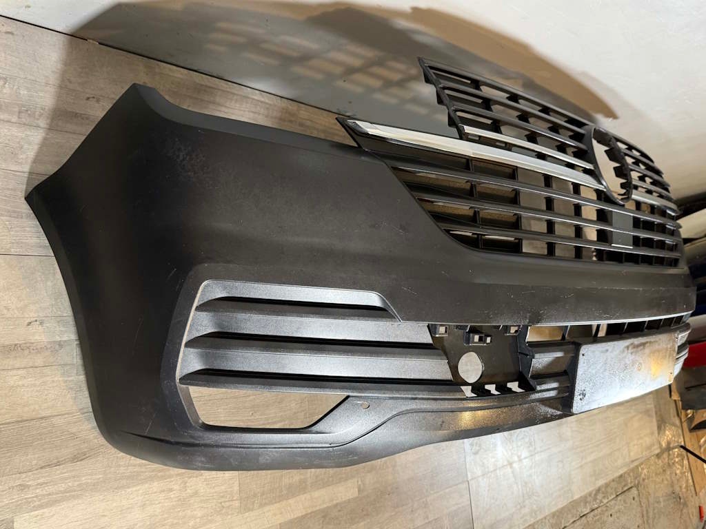 VW TRANSPORTER T6.1 7L - 19-24 nárazník 7LA807221B - 2