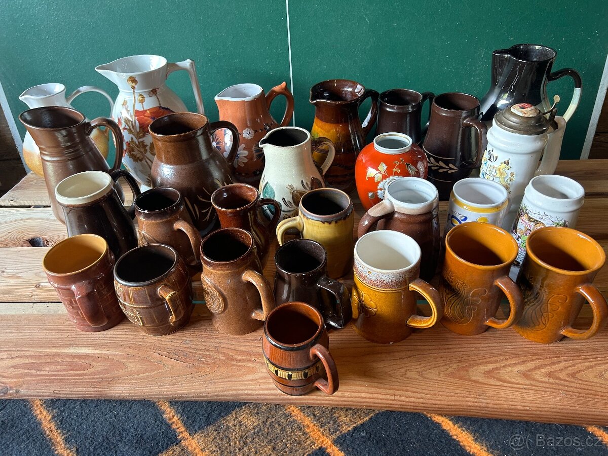 Starší džbány a púllitry - 2