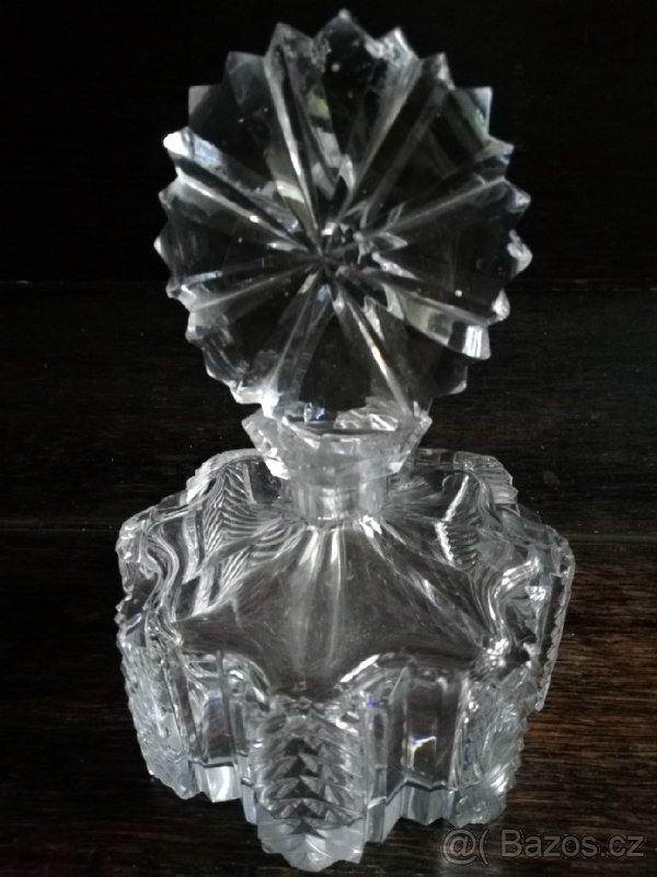 Flakóny na parfém z třicátých let minulého století - 2