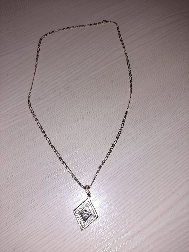 Zlatý řetízek s přívěskem - 2