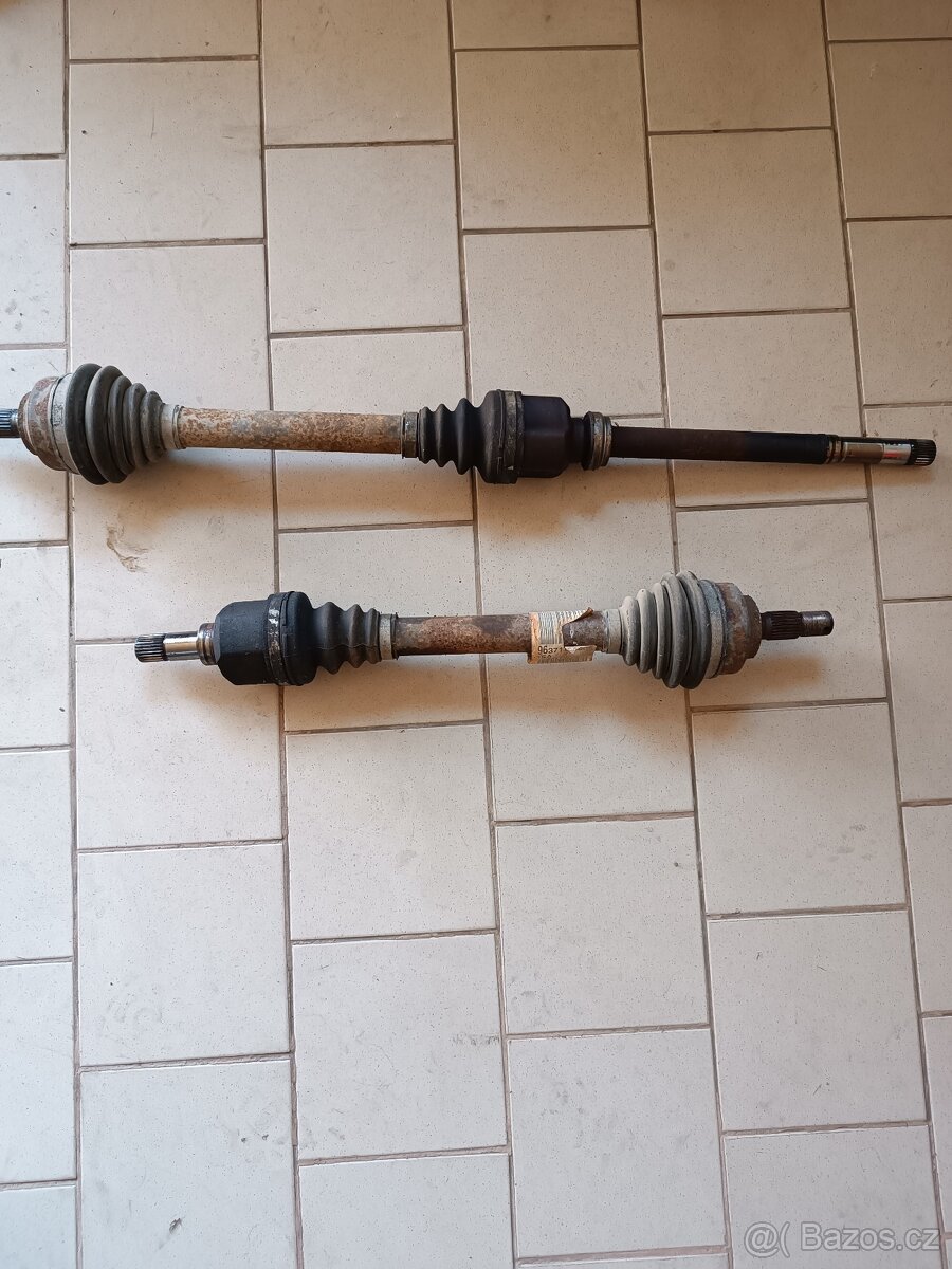 Citroen C4 Picasso poloosy - 2