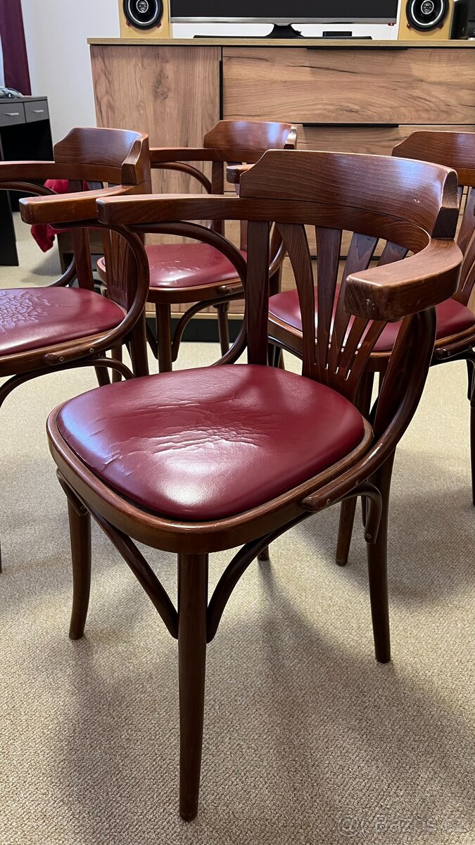 Ton - Křeslo 24 - 2