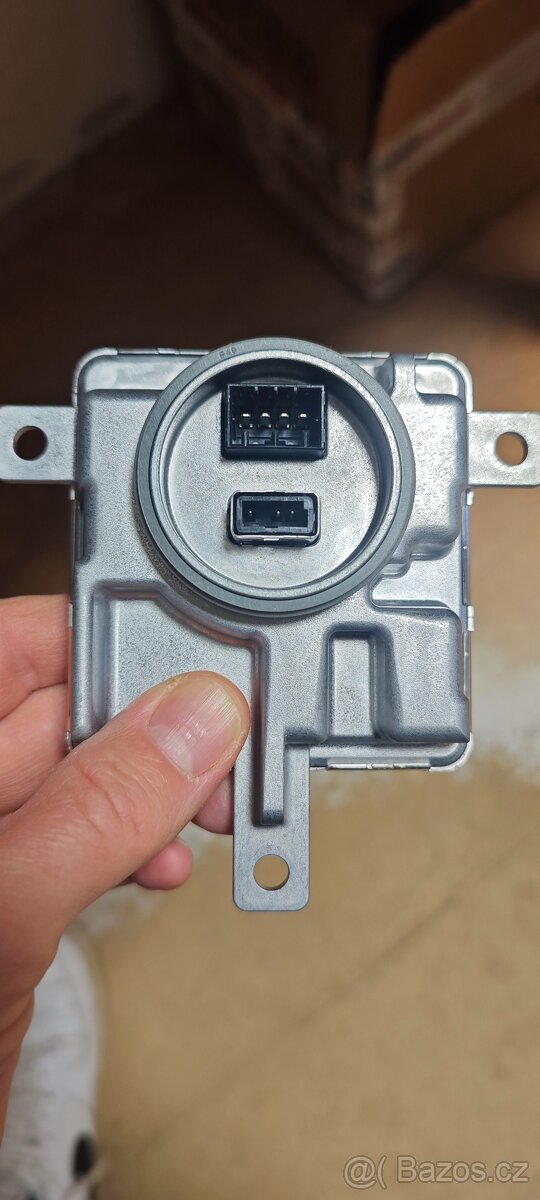 Řídící jednotka 8k0941597e, originální Mitsubishi - 2