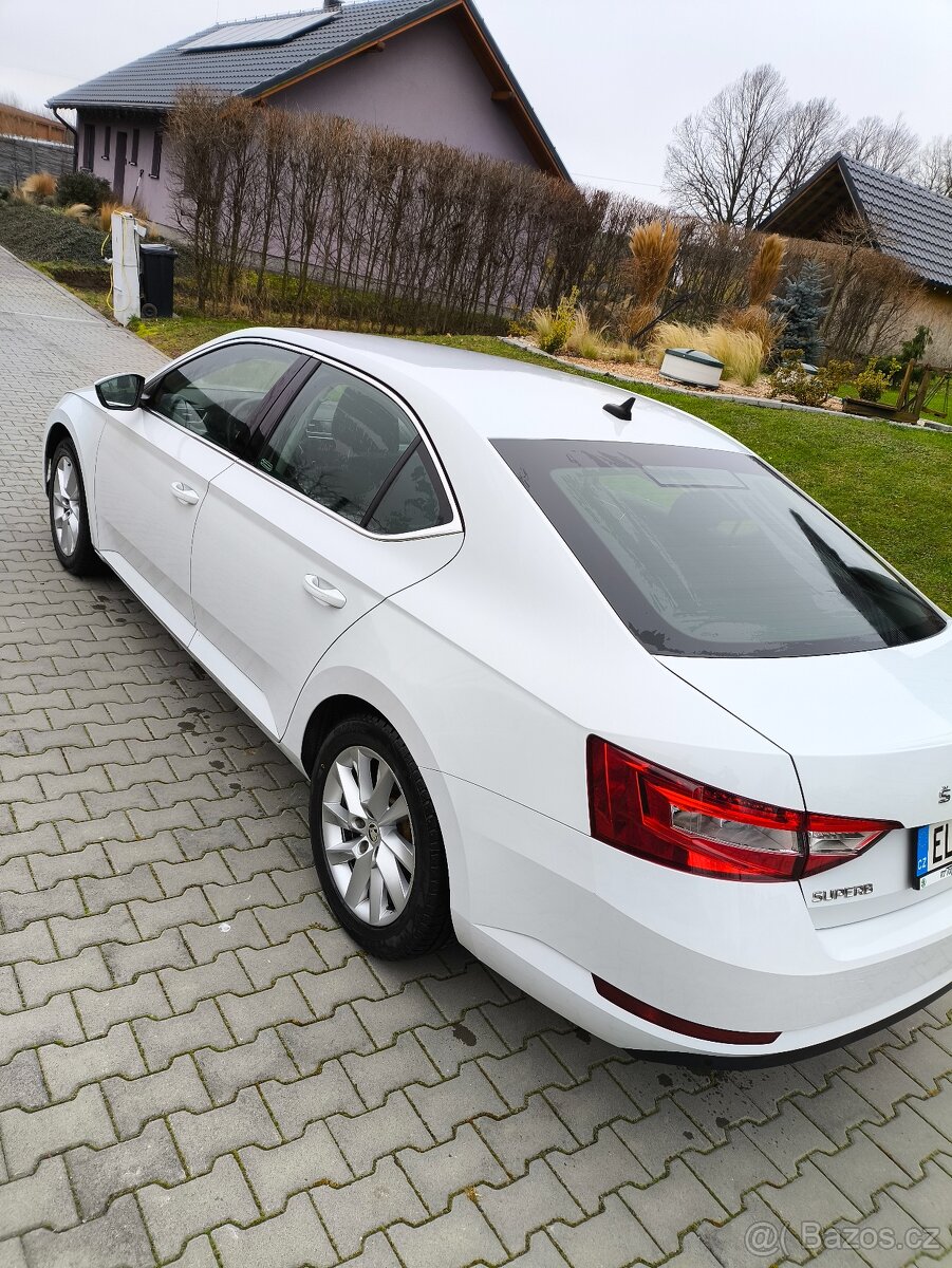 Škoda Superb 3 iV 160kw PHEV - 2