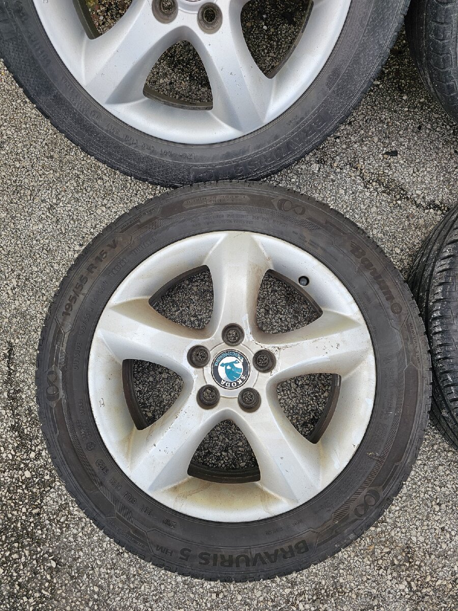 5x100 195/55R15 Škoda - 2