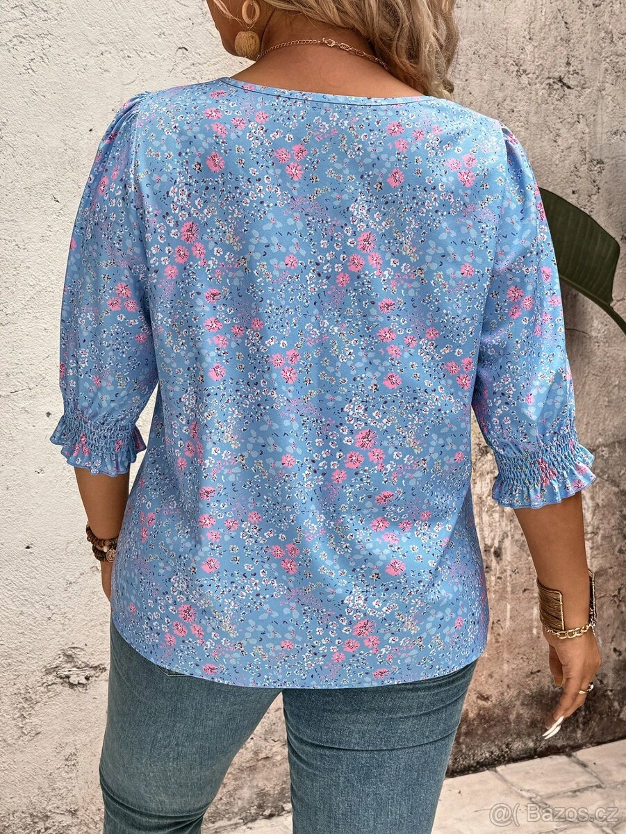 Halenka s drobným kvítkem vel. XL (44) - 2