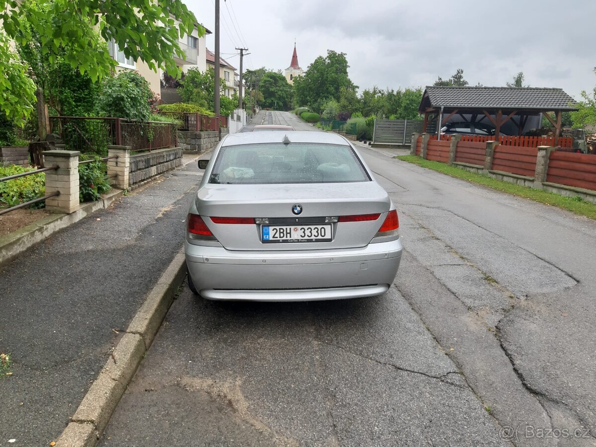 BMW 7 2004 - 2