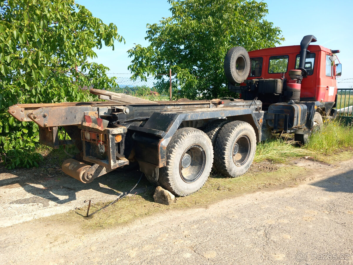 Tatra 815 r.v. 2000 - díly - 2