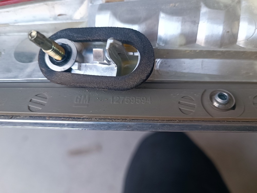 Cadillac BLS brzdové světlo - 2