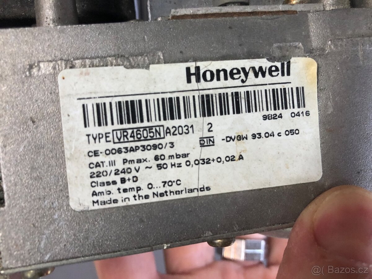 Plynová armatura Honeywell VR4605N - 2