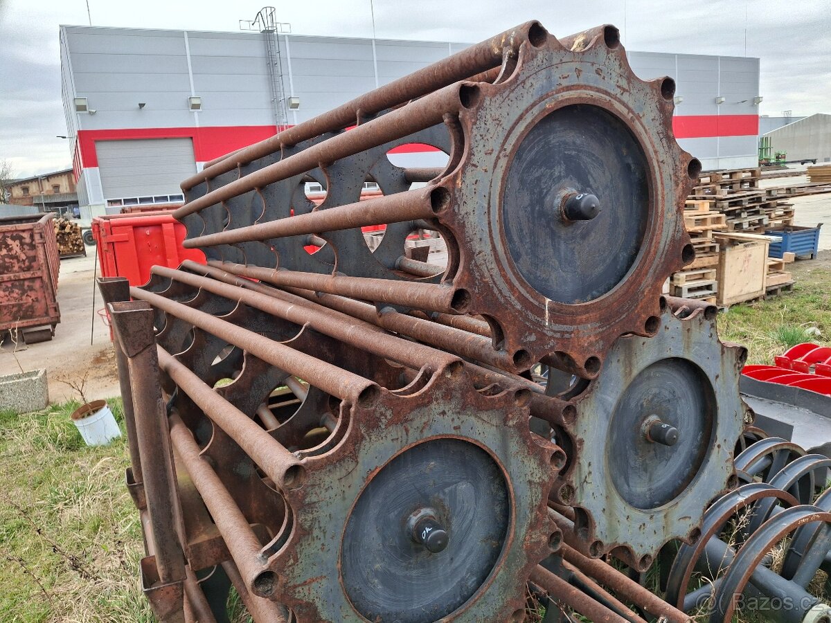 Trubkové válce 2,5m - 2