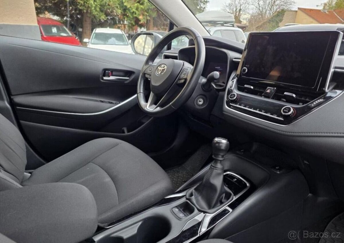 Toyota Corolla 1,5 VVT-i V ZÁRUCE-KAMERA - 2