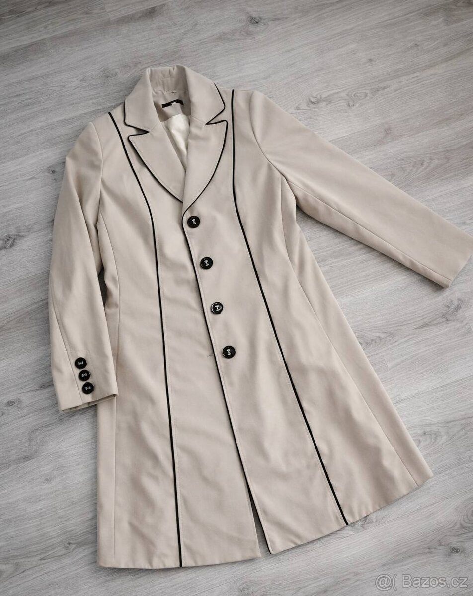 Elegantní dámský kabátek - 2
