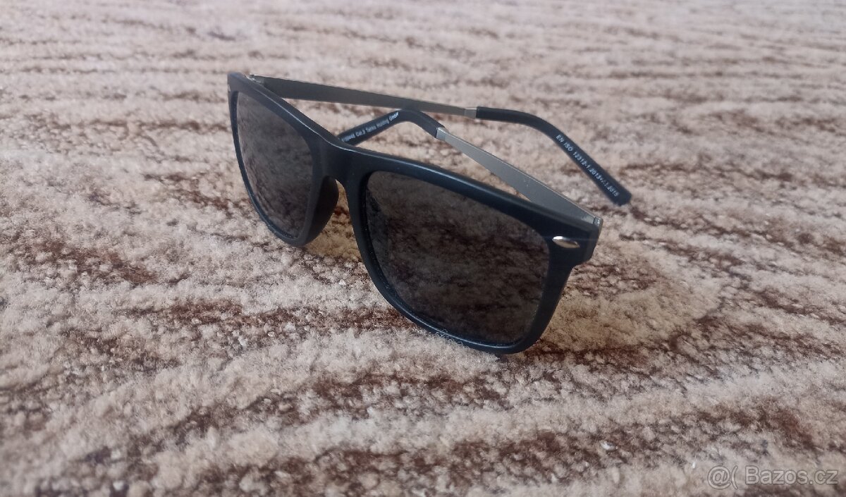 Sluneční brýle - 2