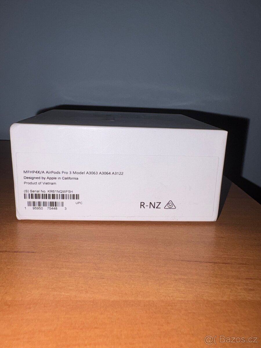 AirPods pro 3 - 2