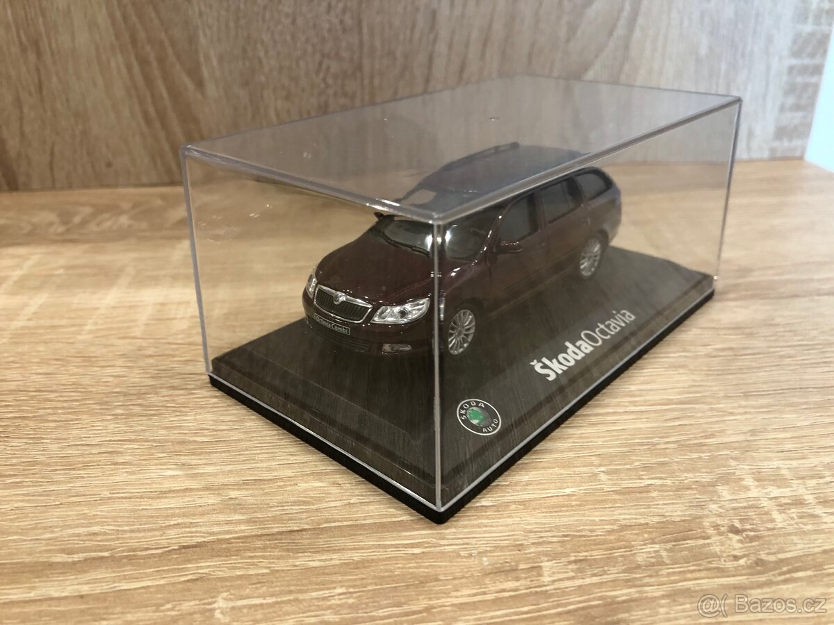 Škoda Octavia 2 Fl.kombi, 1:43, Abrex - 2