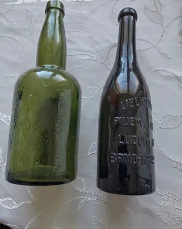 prodám 2 láhve - 2