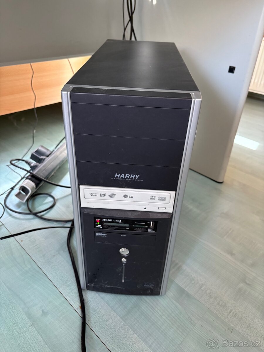 PC stolní sestava - 2