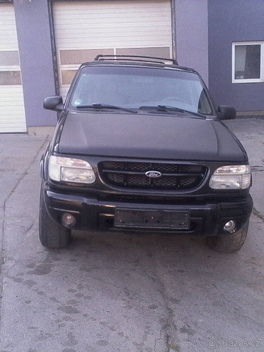 ford explorer 4.0l,150kw,r.v.7-01,174000km. - 2