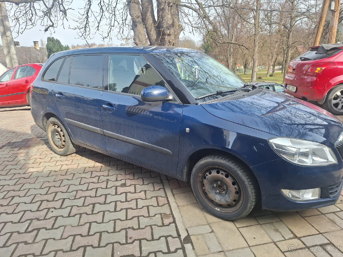 Škoda Fabia 2 2011 combi 1.2 HTP - 2