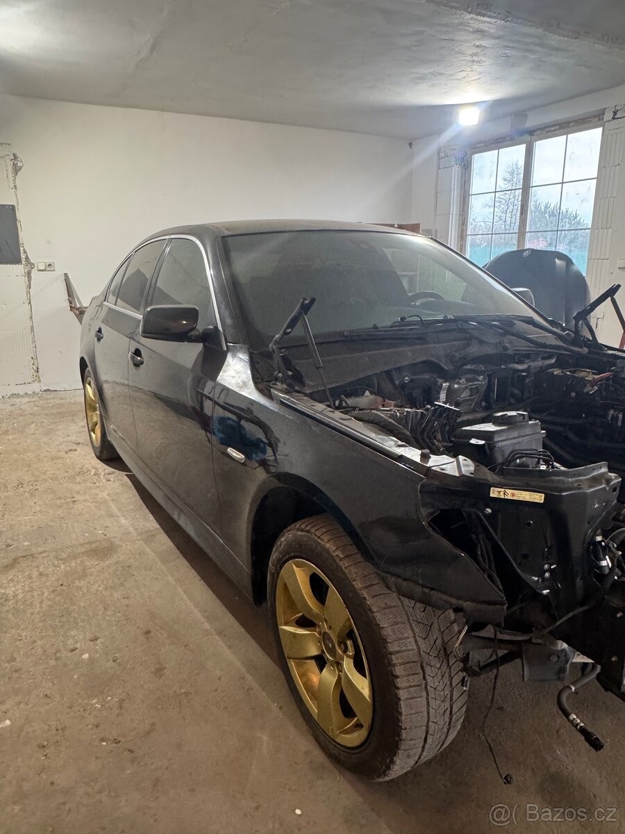 Rozprodám v všechny dílu z vozu bmw e60,61 - 2