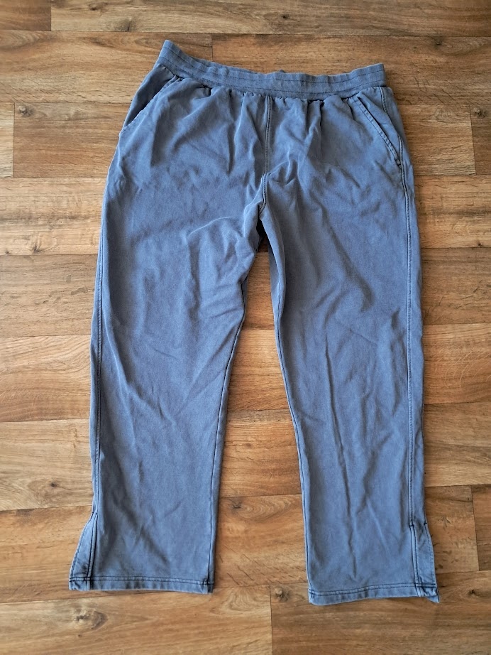 Urban Classics Heavy Terry Garment Dye Slit tepláky dark... - 2