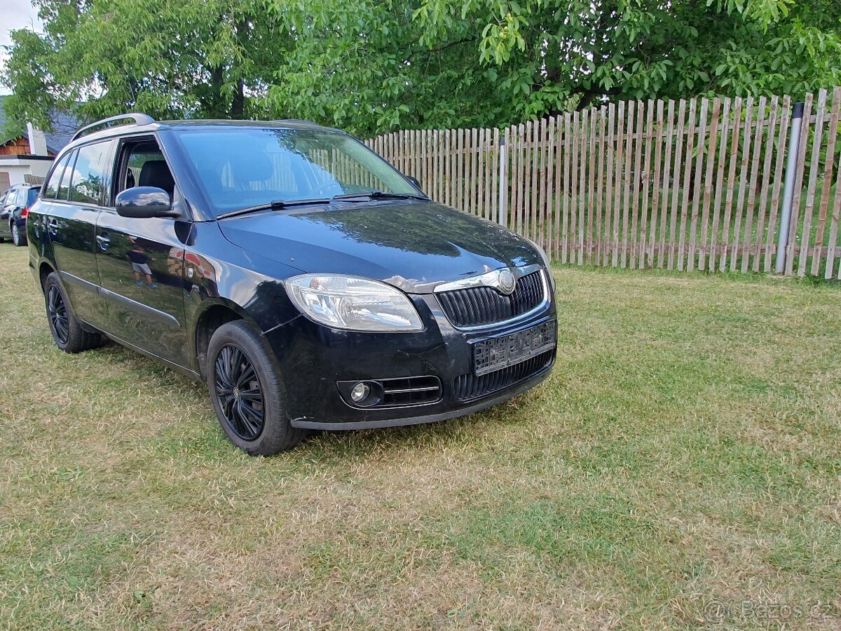 Škoda Fabia kombi 1.4i nová stk - 2
