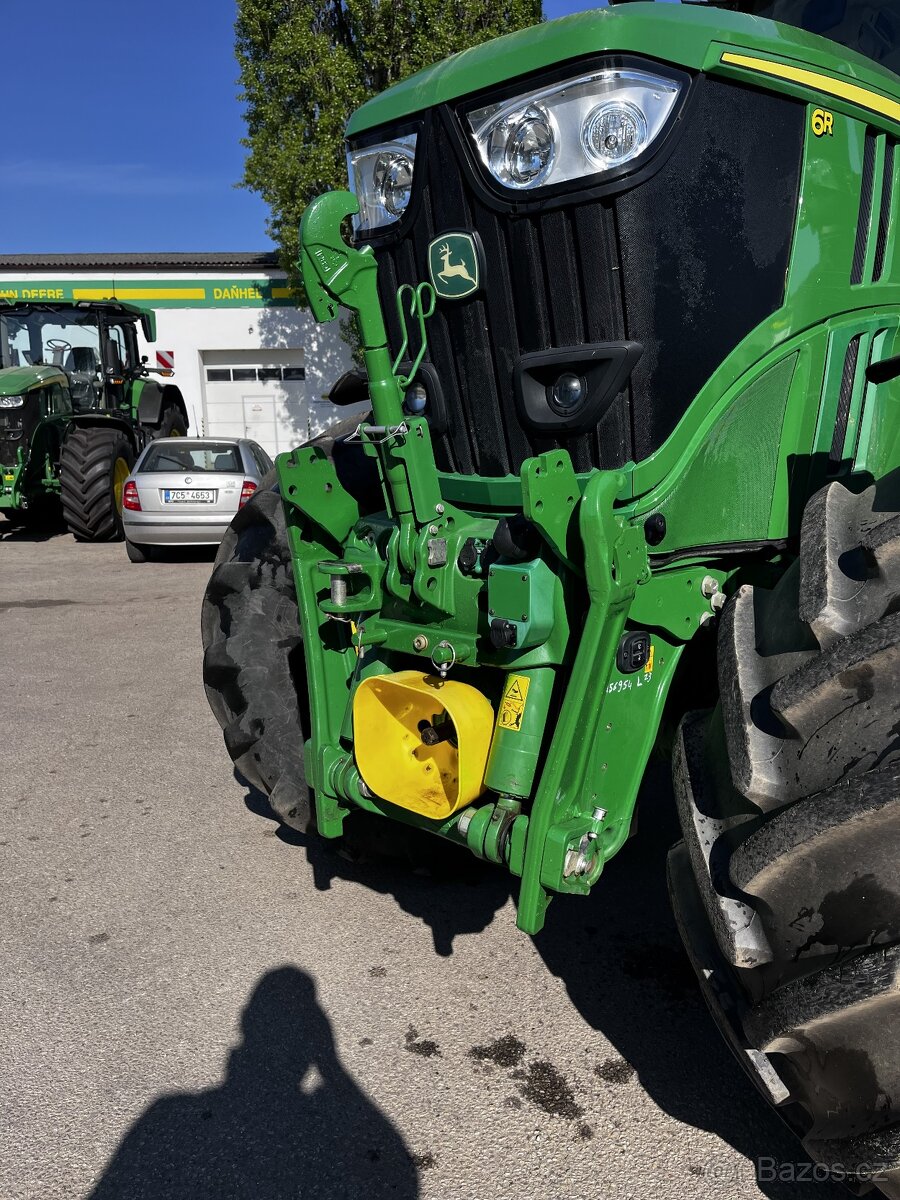 traktor John Deere 6R 230 - 2
