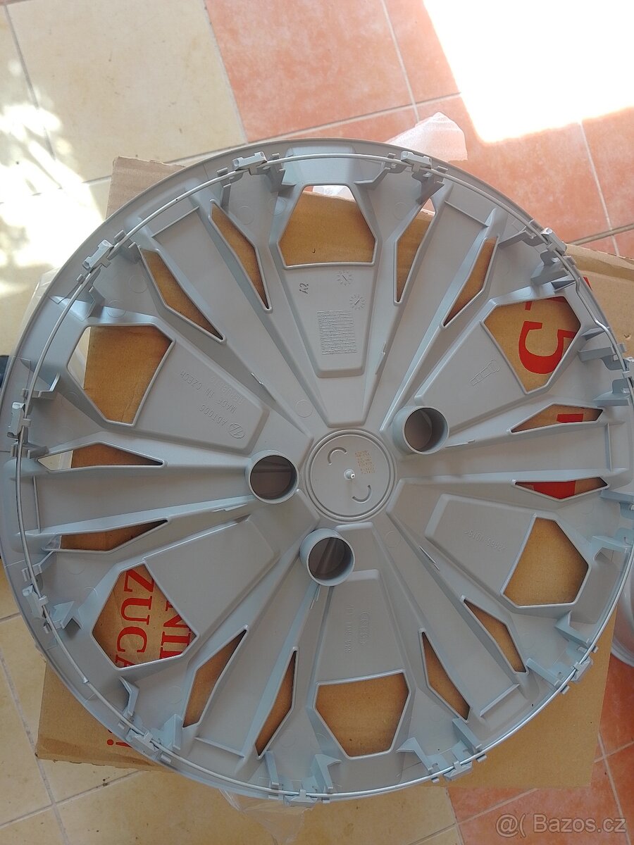 POKLICE AUDI 17" ORIGINÁL 4ks - 2