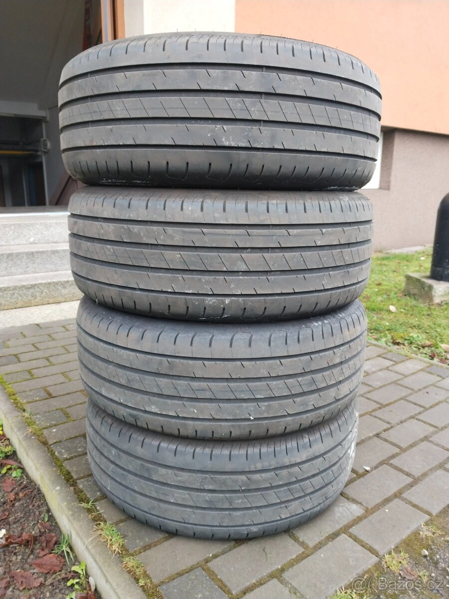 235/55 R18 Goodyear, letní - 2