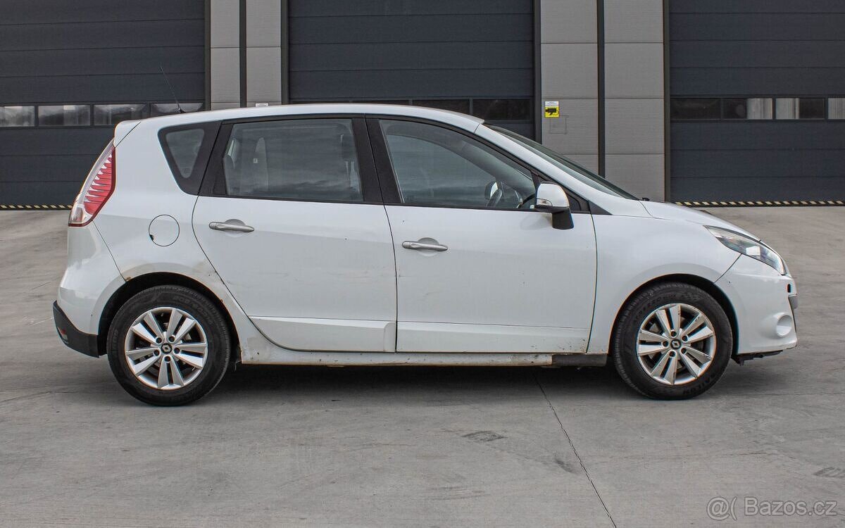 Renault Scenic 2.0 CVT 2011 - 2